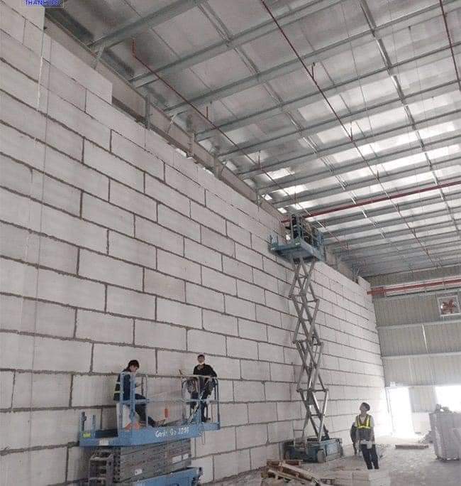 Vách ngắn nhà xưởng phòng cháy